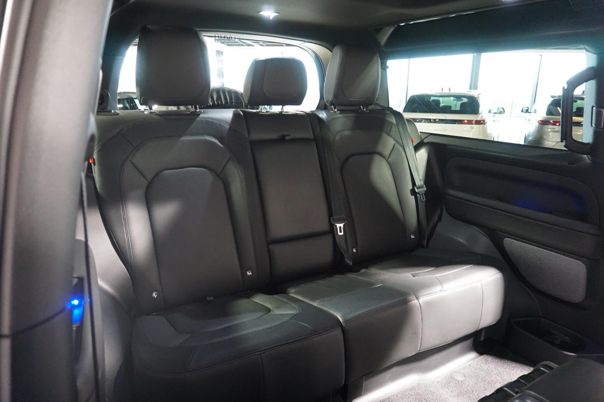 Land Rover Defender 90 3.0 D250 MHEV X-Dynamic HSE SUV 3dr Diesel Auto 4WD Euro 6 (s/s) (250 ps)